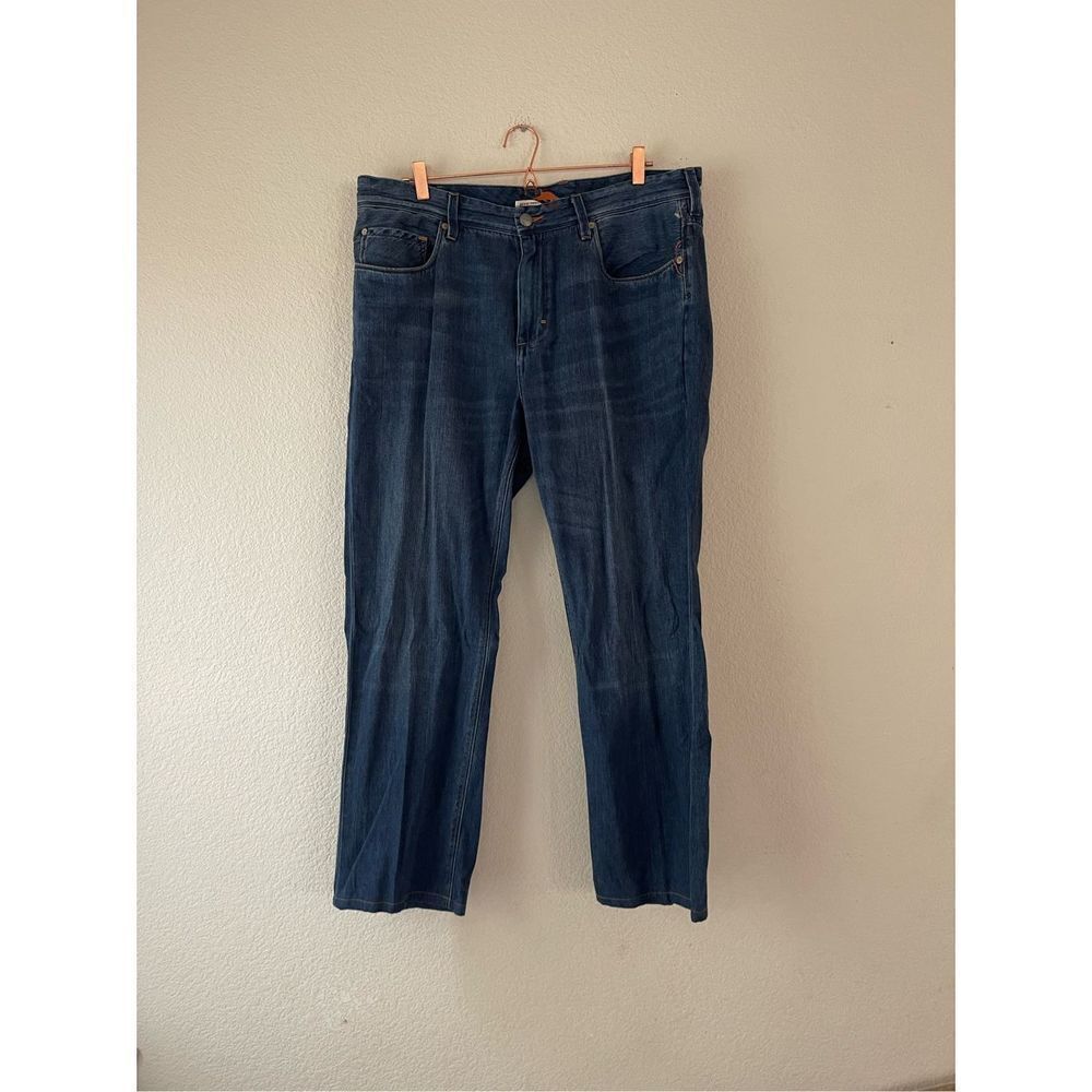 Tommy Bahama men’s dark‎ wash jeans size 38/30